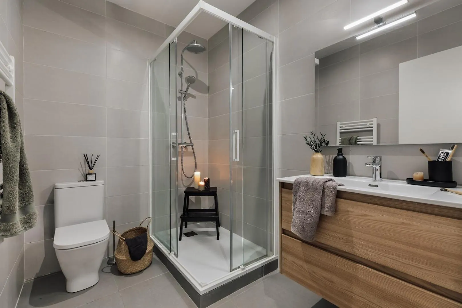 Cinar - 2 Bedrooms And Balcony In Sant Antoni Barcelona Spanje